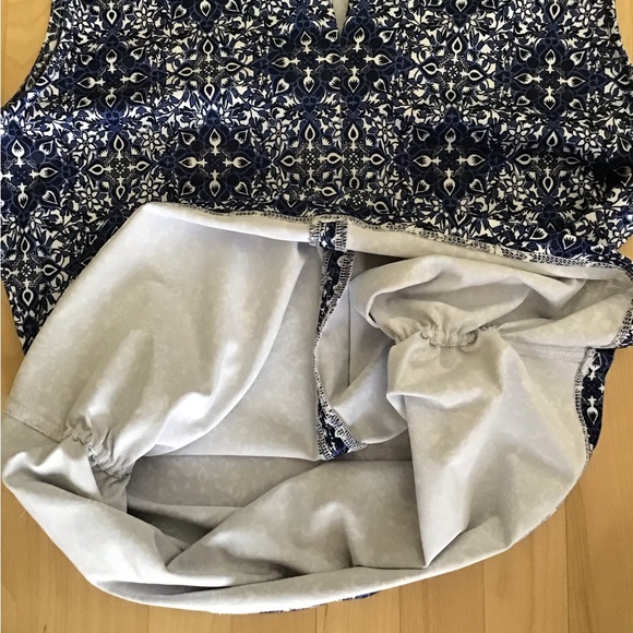 Spanner Rouched Sides Top - Picture 4 of 4